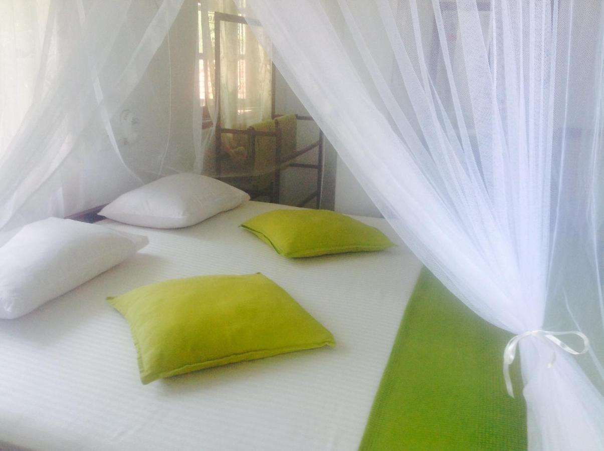 Samans Guesthouse Tangalle Esterno foto