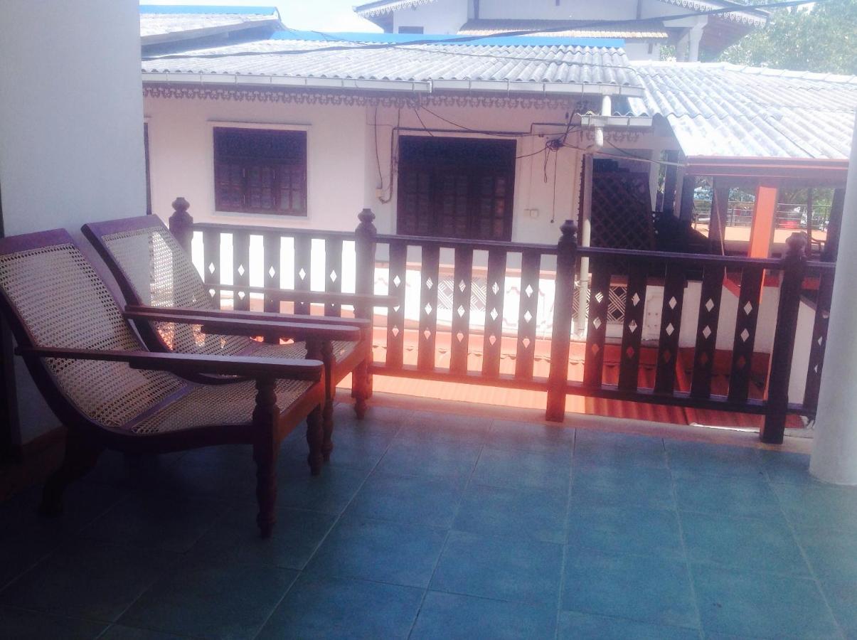 Samans Guesthouse Tangalle Esterno foto